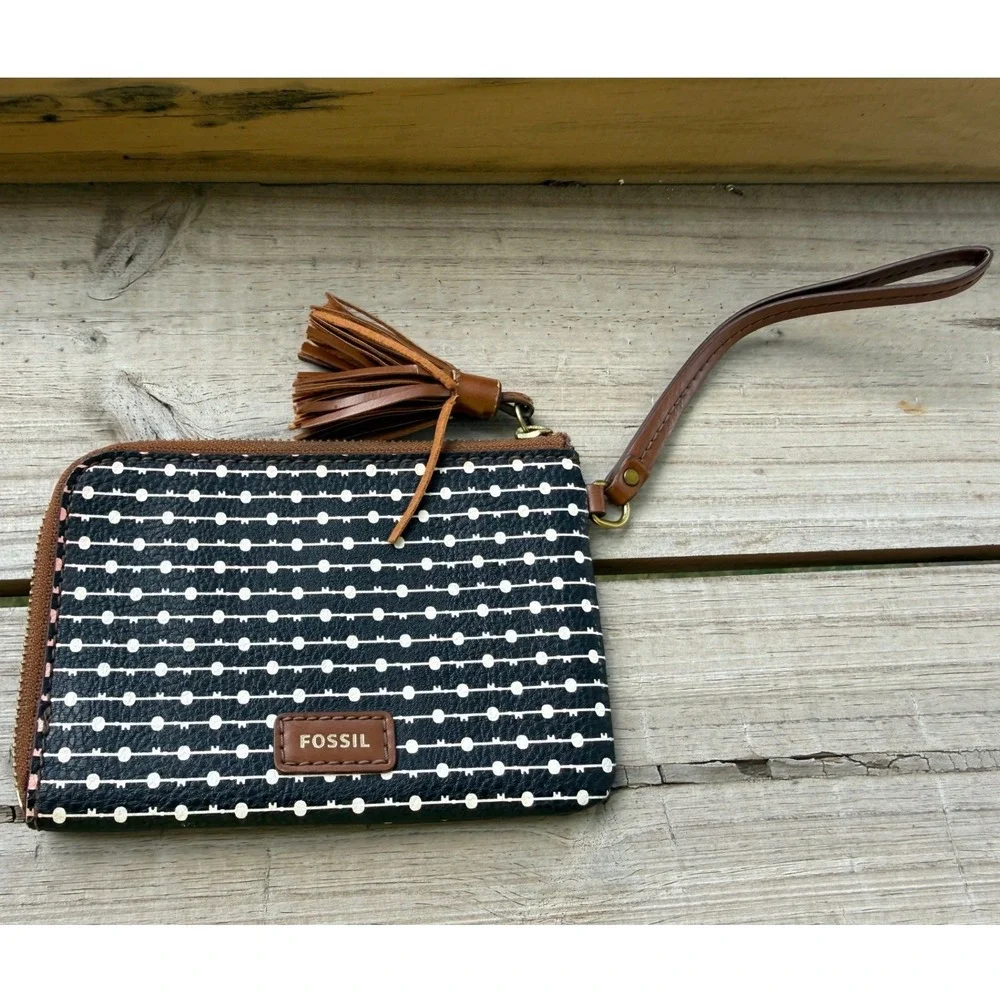 Fossil Logan RFID Zip-Around Clutch Wallet – Key Pattern – Brown Tassel
